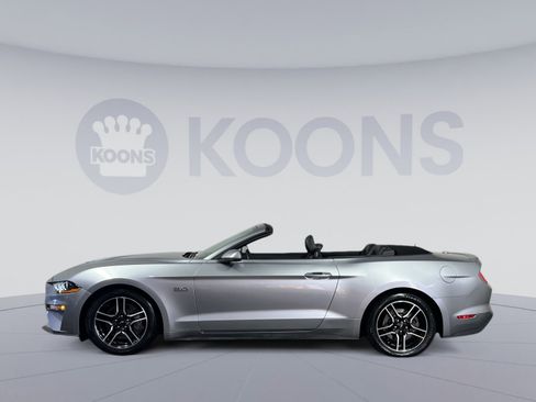 Used 2022 Ford Mustang GT Premium image 2