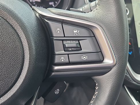 Certified 2025 Subaru Outback Limited image 21