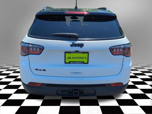 Used 2023 Jeep Compass Latitude w/ Sun and Sound Group AWD/4WD image 6