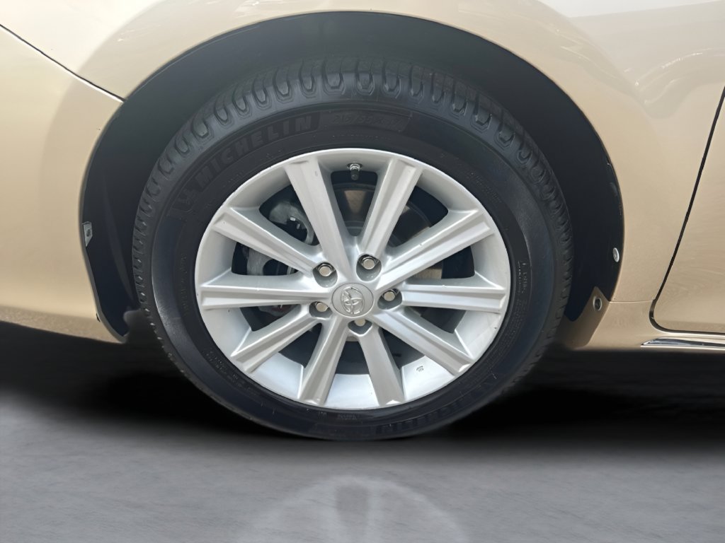 Used 2012 Toyota Camry XLE FWD image 27