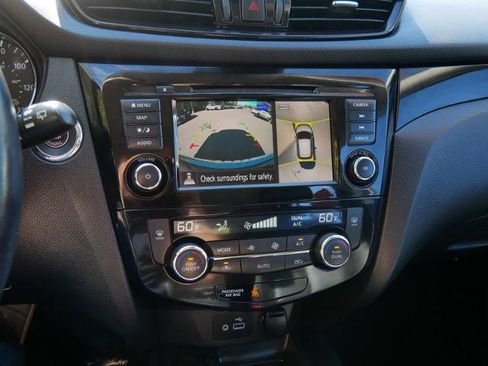 Certified 2022 Nissan Rogue Sport SL image 23