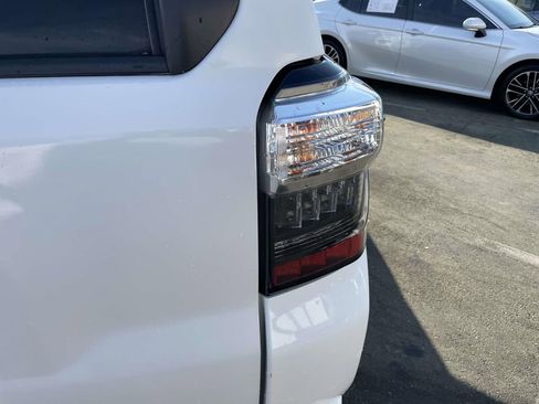 Used 2021 Toyota 4Runner SR5 image 28