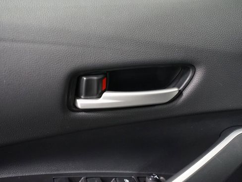 Certified 2024 Toyota Corolla SE image 32