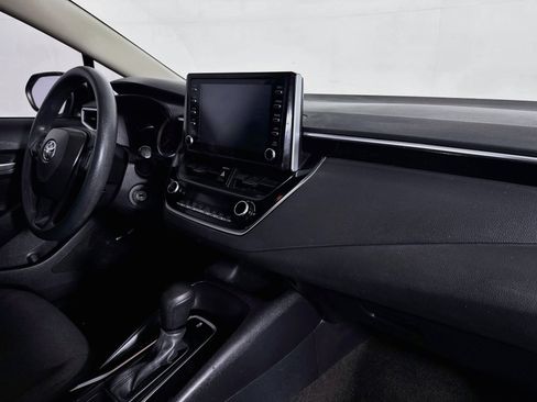 Used 2020 Toyota Corolla LE FWD image 27