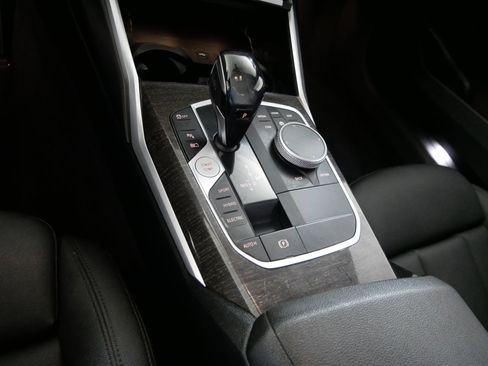 Used 2021 BMW 330e xDrive w/ Convenience Package image 24