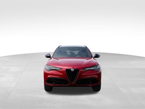 Used 2025 Alfa Romeo Stelvio Sprint w/ Convenience Package AWD/4WD image 7
