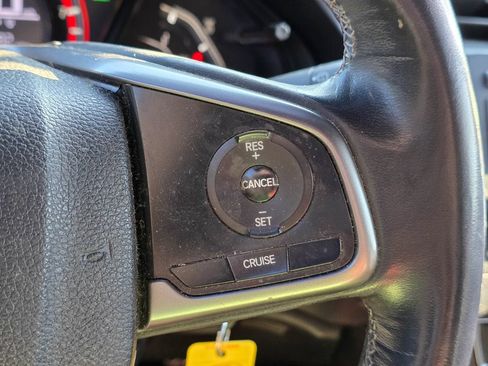 Used 2018 Honda Civic Sport image 20