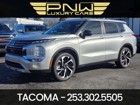 Used 2022 Mitsubishi Outlander SE AWD/4WD image 1