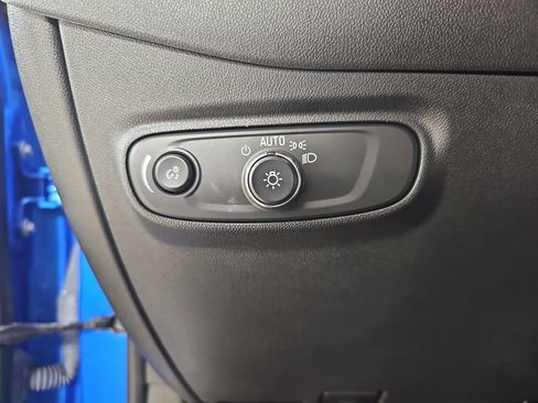 Used 2024 Chevrolet Equinox LS w/ LS Convenience Package FWD image 30