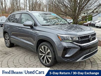 Certified 2023 Volkswagen Taos SE w/ Panoramic Sunroof Package