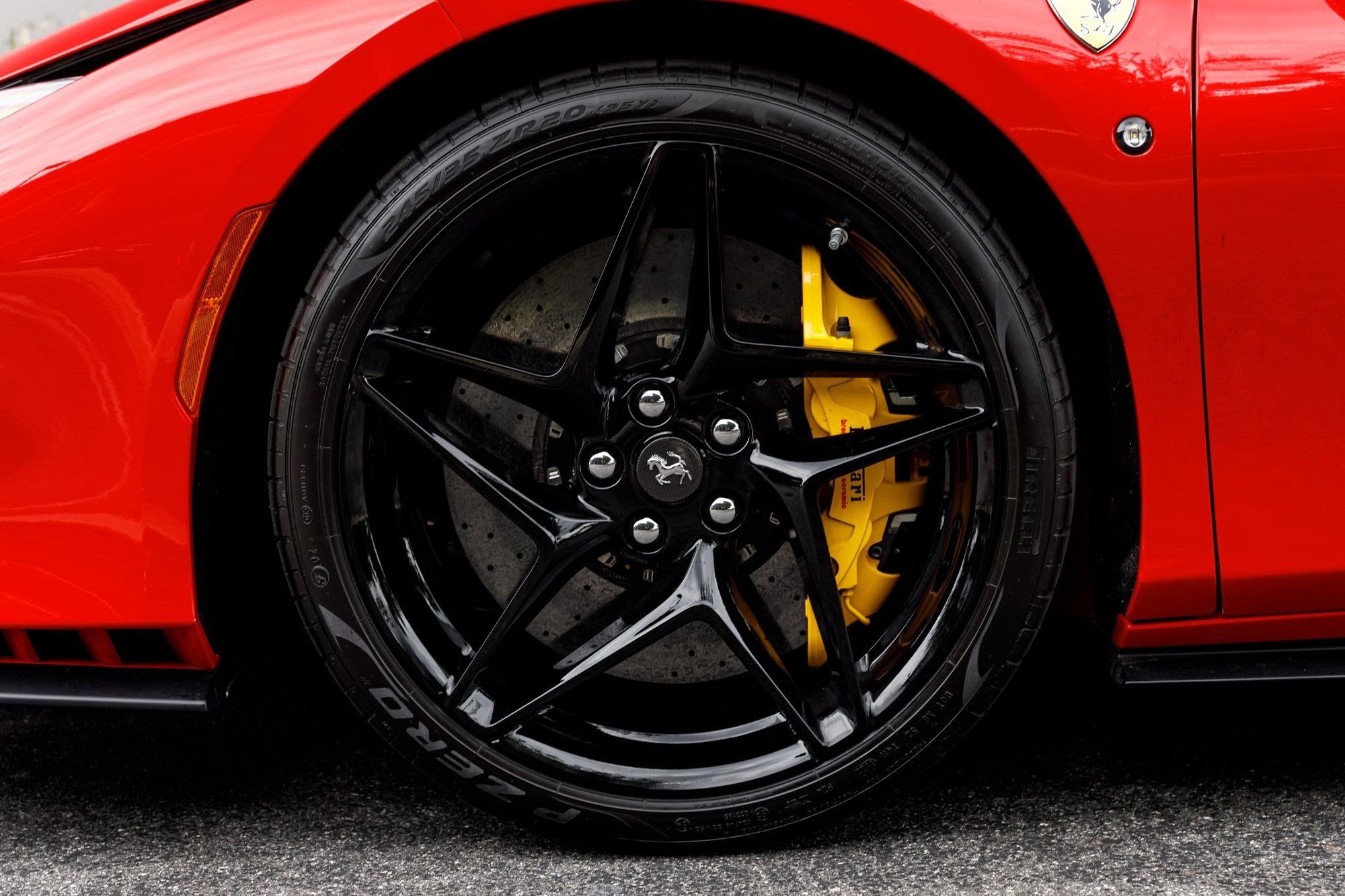 Used 2022 Ferrari F8 Tributo RWD image 42