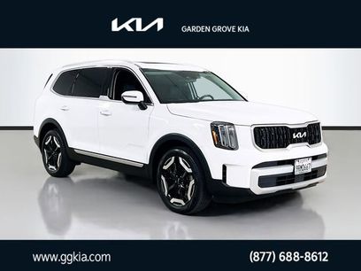 Certified 2025 Kia Telluride EX w/ EX Captain's Chair Package