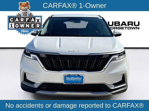 Used 2022 Kia Carnival LX image 2