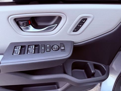 Used 2023 Honda Pilot Touring image 21