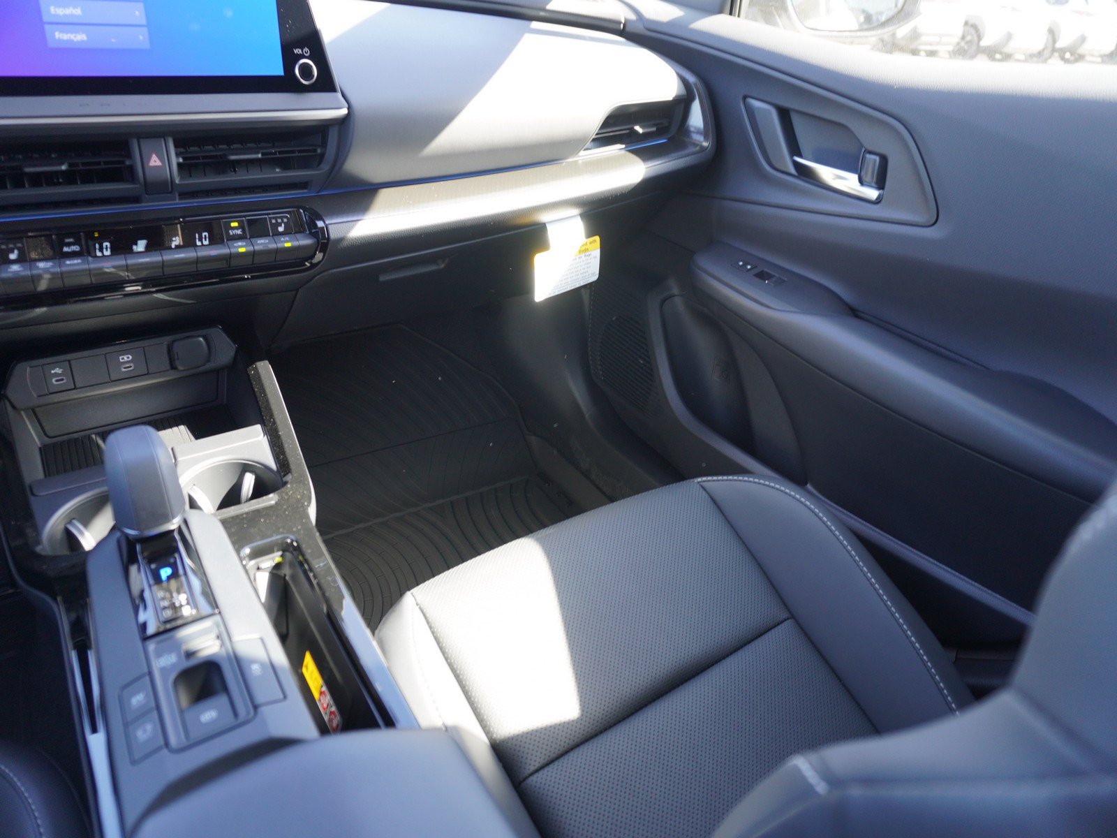 New 2027 Toyota Prius FWD image 17