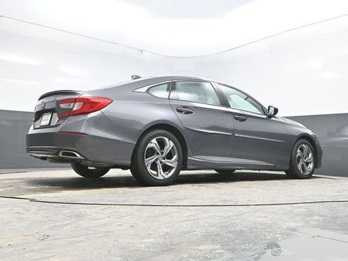 Used 2018 Honda Accord Sport image 34