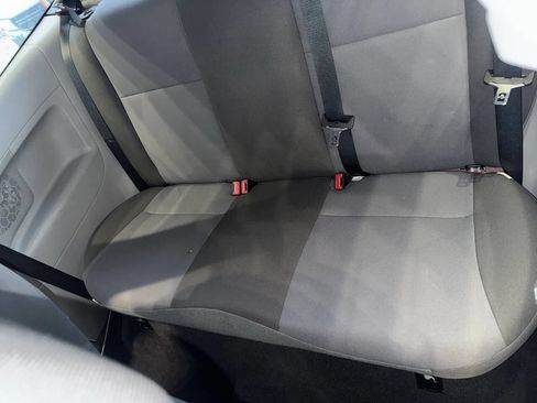 Used 2007 Ford Focus SES FWD image 22