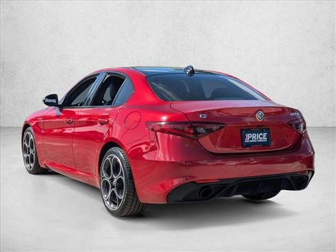 Used 2023 Alfa Romeo Giulia Veloce image 7