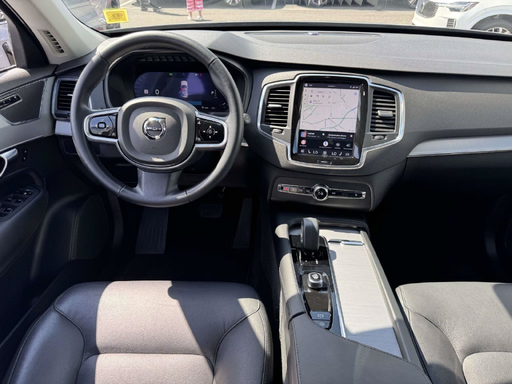 Certified 2025 Volvo XC90 B5 Core AWD/4WD image 11