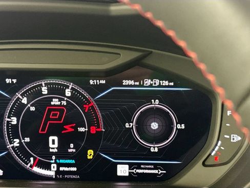 Used 2025 Lamborghini Urus S AWD/4WD image 12