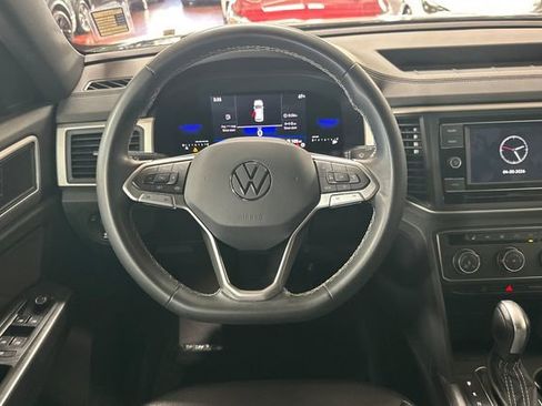 Certified 2023 Volkswagen Atlas Cross Sport SE FWD image 18