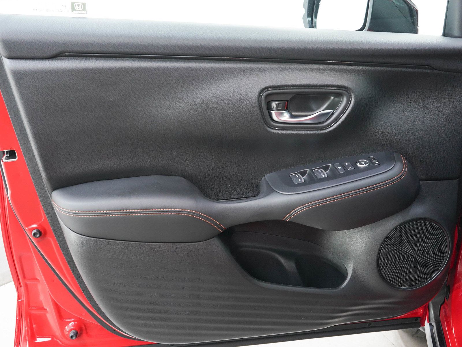 Used 2025 Honda HR-V Sport image 22