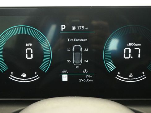 Used 2025 Hyundai Tucson SEL FWD image 38