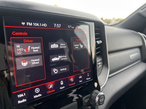 Used 2019 RAM 1500 Big Horn AWD/4WD image 13