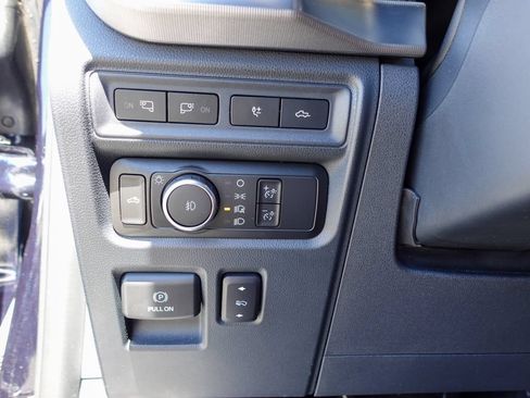 Used 2022 Ford F150 Raptor w/ Equipment Group 801A High AWD/4WD image 19