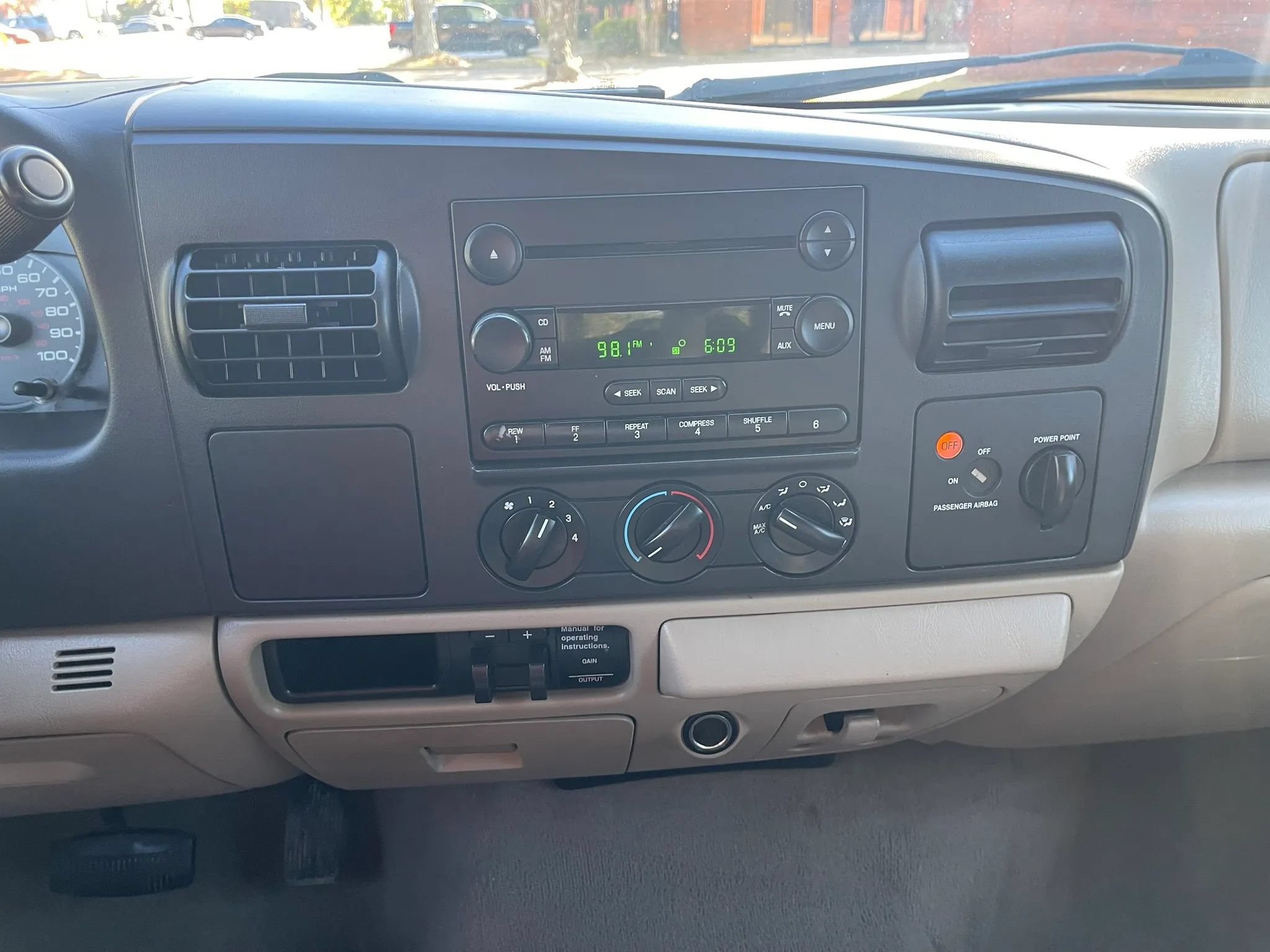 Used 2007 Ford F250 XL RWD image 16