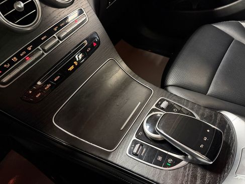 Used 2016 Mercedes-Benz GLC 300 4MATIC w/ Multimedia Package image 32