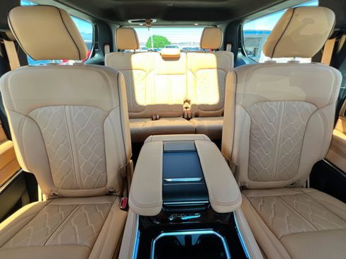 New 2026 Jeep Grand Wagoneer Summit AWD/4WD image 26