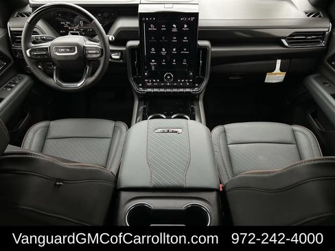 New 2026 GMC Yukon XL AT4 w/ AT4 Premium Plus Package AWD/4WD image 9