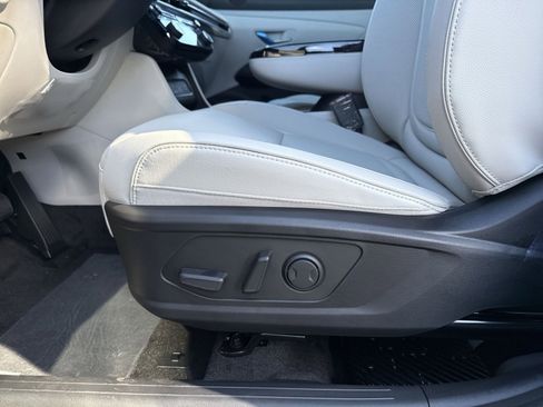 New 2026 Hyundai Tucson Limited image 14