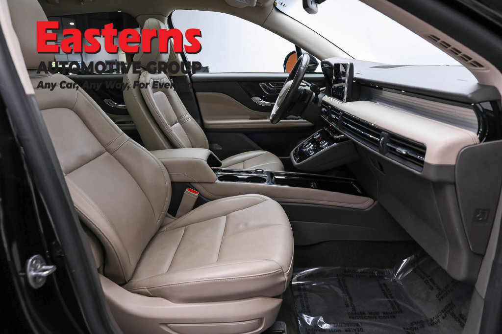 Used 2022 Lincoln Corsair FWD w/ Premium Package image 29