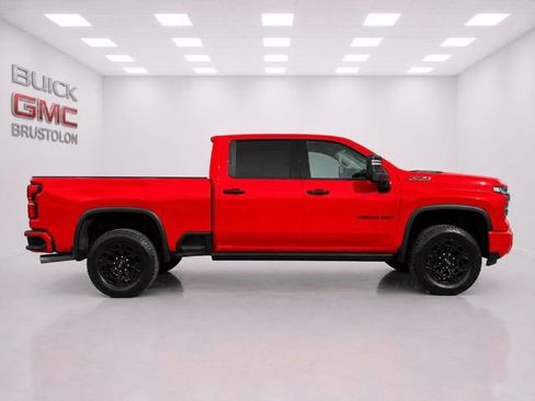 Used 2024 Chevrolet Silverado 3500 LTZ w/ LTZ Plus Package AWD/4WD image 8