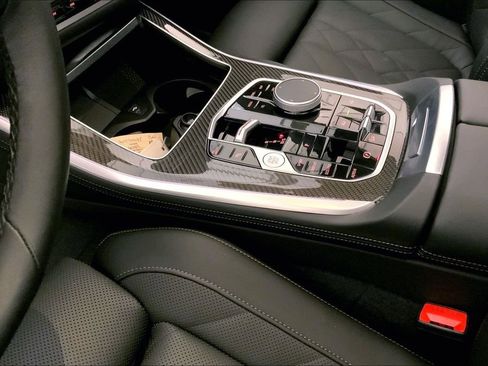 Certified 2025 BMW X5 xDrive40i w/ Parking Assistance Package image 22