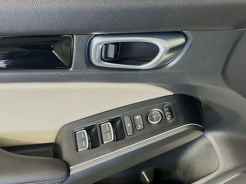 Used 2023 Honda Civic Sport Touring image 12