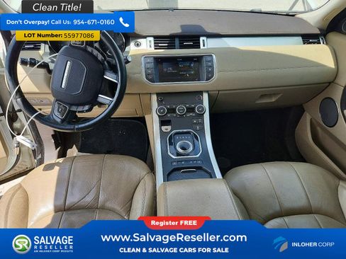 Used 2017 Land Rover Range Rover Evoque SE AWD/4WD image 11