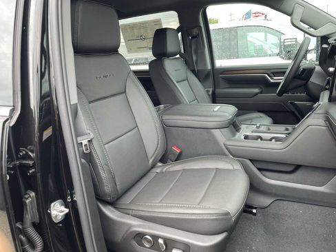 New 2026 GMC Sierra 2500 Denali w/ Denali Reserve Package AWD/4WD image 30