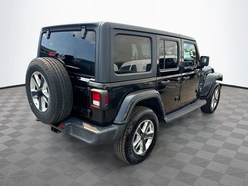 Used 2023 Jeep Wrangler Unlimited Sahara w/ Cold Weather Group AWD/4WD image 6