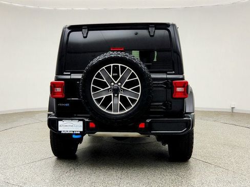 Used 2024 Jeep Wrangler High Altitude AWD/4WD image 6