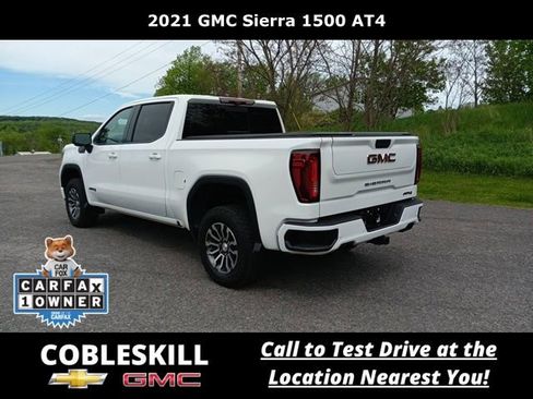 Used 2021 GMC Sierra 1500 AT4 w/ AT4 Premium Package AWD/4WD image 7