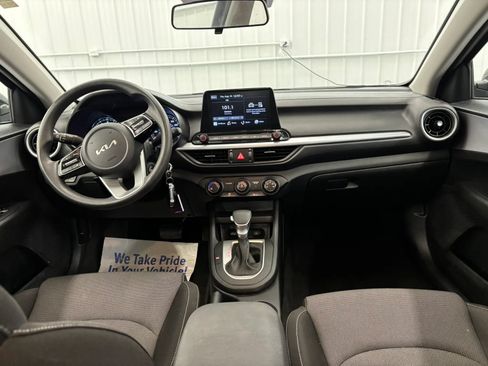 Used 2024 Kia Forte LX FWD image 35