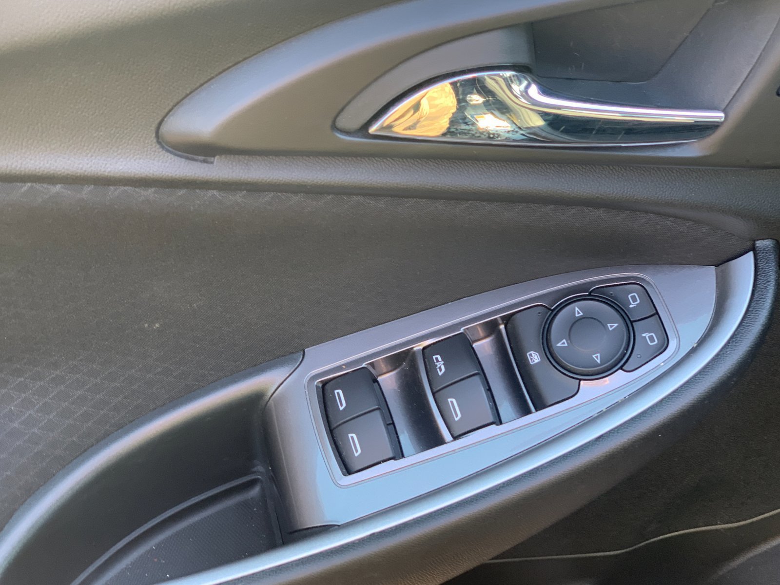 Used 2024 Chevrolet Malibu LT FWD image 14