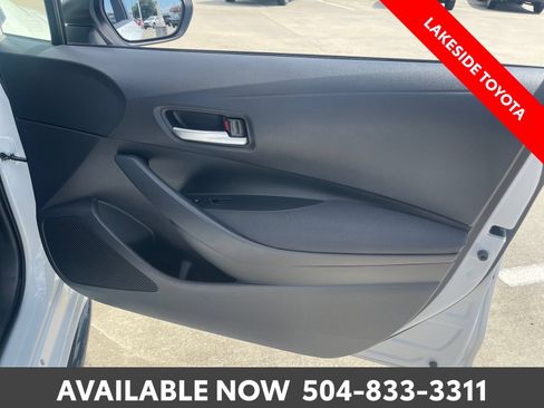 Certified 2026 Toyota Corolla SE w/ SE Premium Package FWD image 19