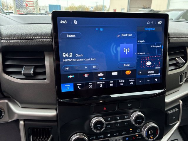 Used 2023 Ford Expedition Max XLT AWD/4WD image 30