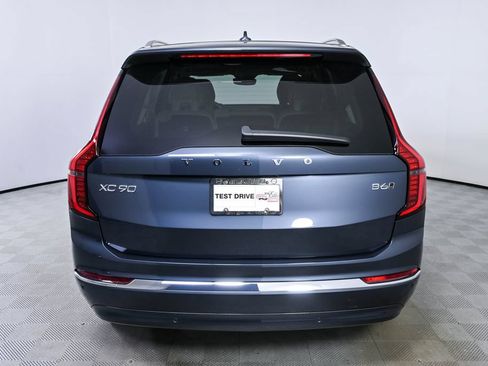 Used 2026 Volvo XC90 B6 Ultra w/ Protection Package AWD/4WD image 32