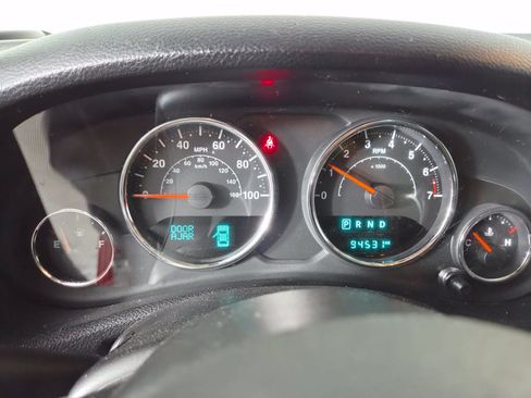 Used 2015 Jeep Wrangler Unlimited Sahara AWD/4WD image 28