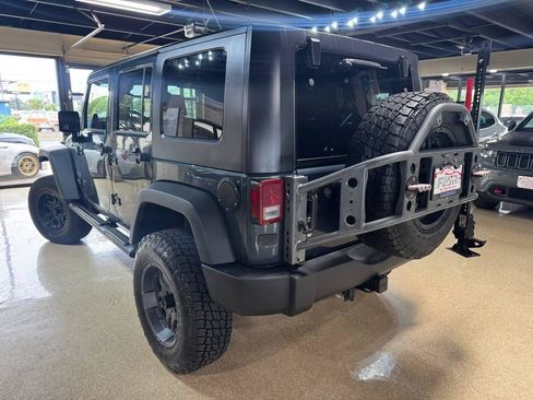 Used 2008 Jeep Wrangler Unlimited X AWD/4WD image 5